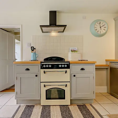 2 Bed In G0160 *