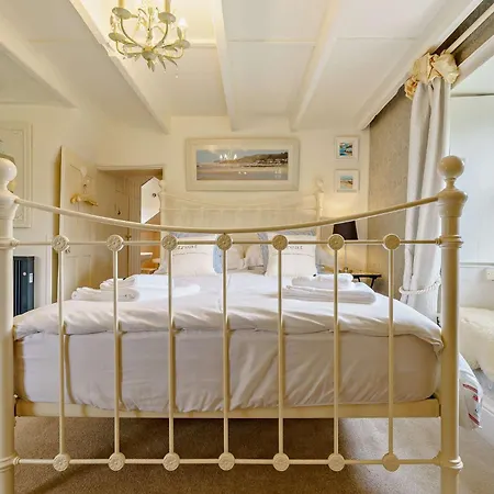 2 Bed In G0160