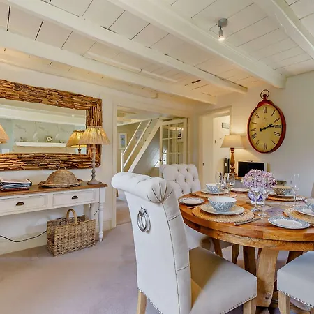 2 Bed In G0160 Holiday home