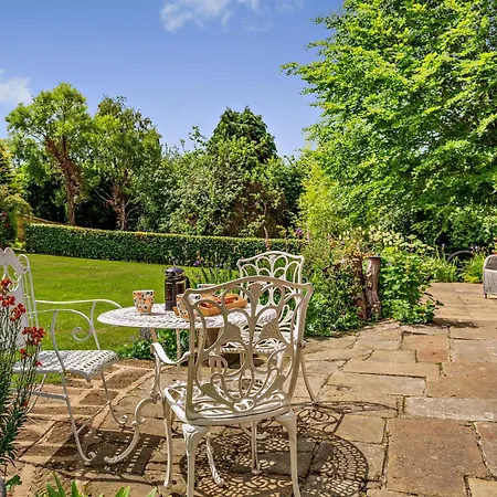 2 Bed In G0160 Sandsend