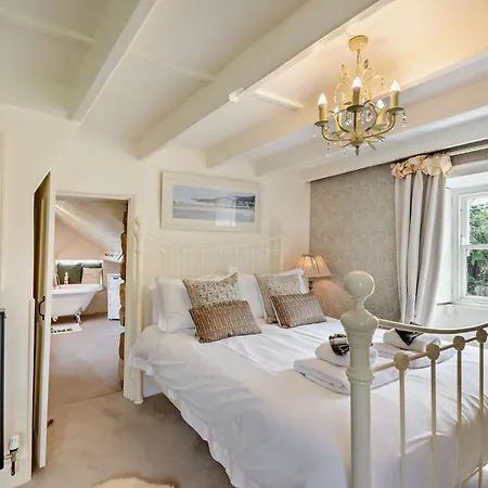 2 Bed In G0160 Casa vacanze *