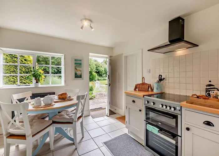 2 Bed In Oc-g0160